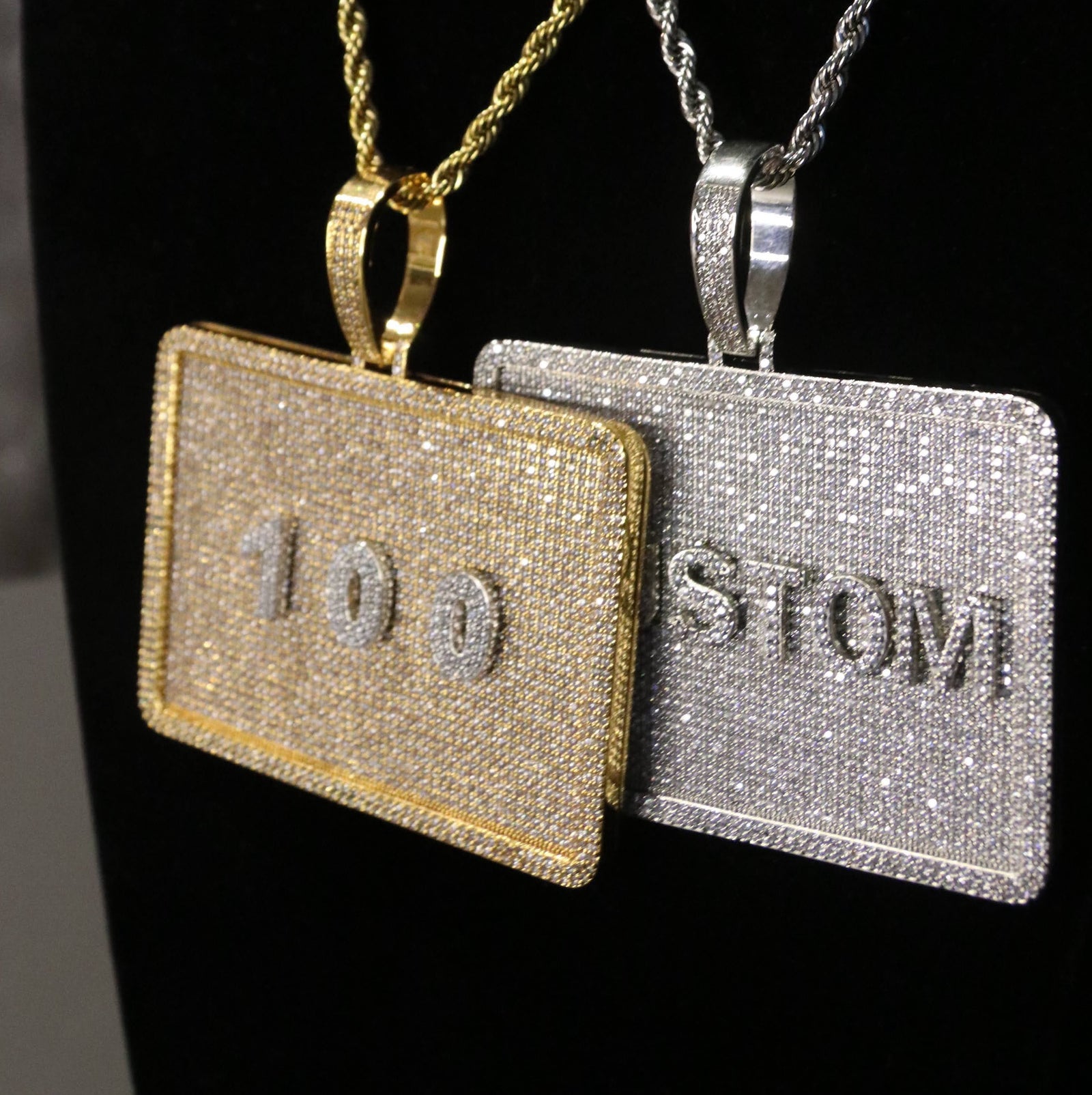 FROM CLASSIC CHAINS TO CUSTOM PENDANTS